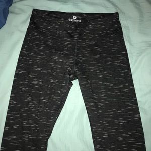 NWOT Black Heathered Leggings